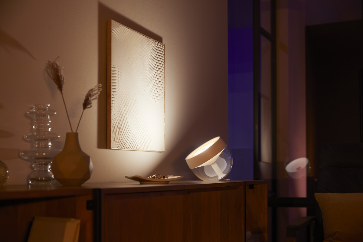 Ambiance Onlineshop | Hue Tischleuchte Nachtlicht | Innenleuchten und Dein Funk Bluetooth ZigBee | Smart | Iris Color White your-smarthome Tischleuchten and | Philips dimmbar Licht Home